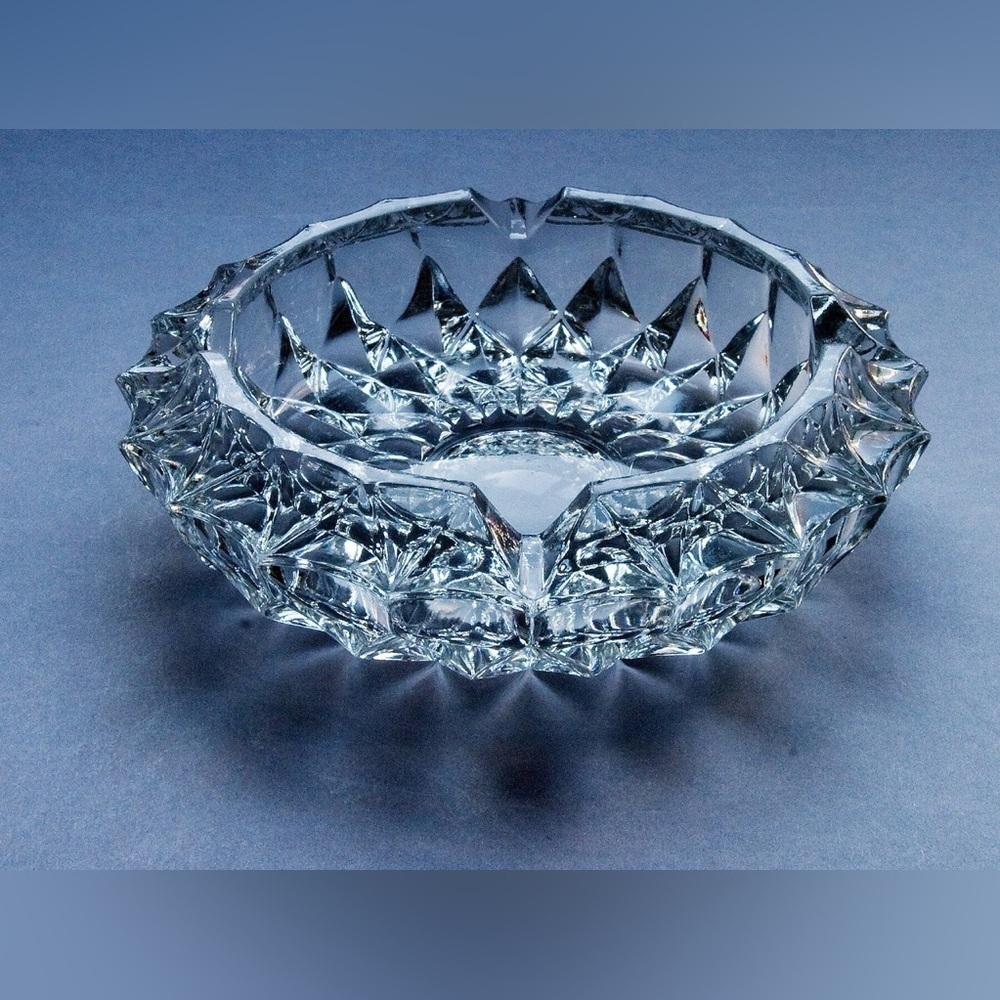 Vintage Heavy Cut Crystal Ashtray Catchall Bowl Retro Mid Century Decor - Picture 5 of 10